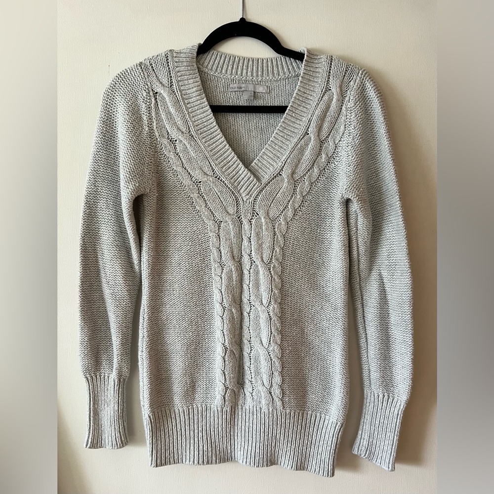 Old Navy Women's Medium Light Gray V-Neck Sweater Cable Knit Rabbit Hair Blend - Picture 2 of 8